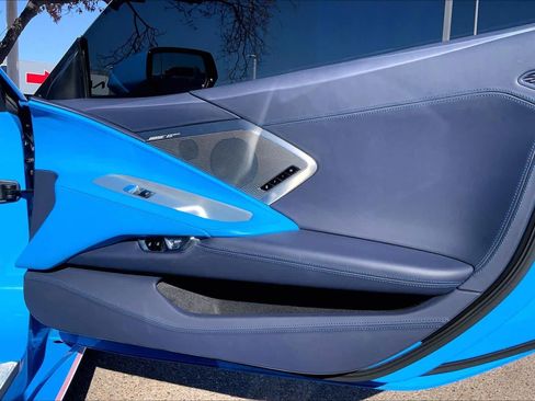 Used 2023 Chevrolet Corvette Stingray Premium Conv w/ Battery Protection Package image 19