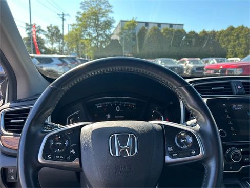 Used 2021 Honda CR-V Touring image 11