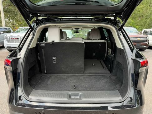 Used 2026 INFINITI QX60 Luxe w/ Cargo Package FWD image 10