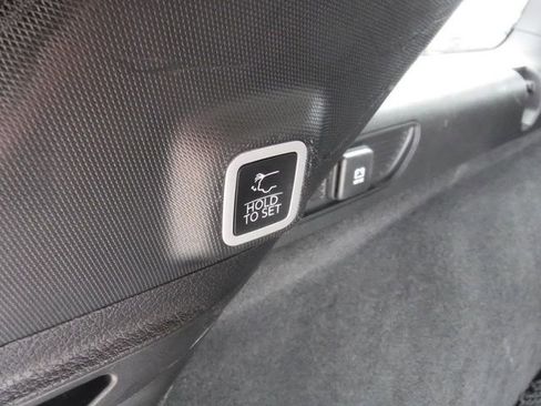 Certified 2025 Jeep Grand Cherokee Summit image 54