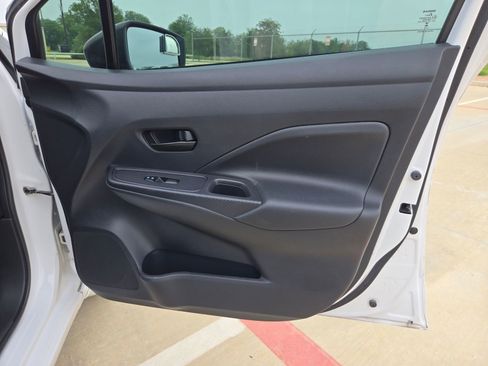 Used 2024 Nissan Versa S w/ Trunk Package FWD image 27