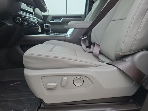 New 2026 GMC Sierra 1500 SLT w/ SLT Premium Plus Package image 29