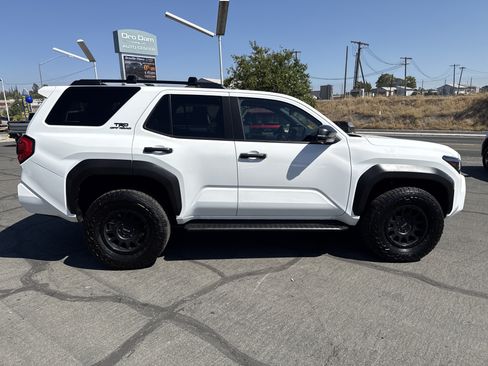 Used 2025 Toyota 4Runner TRD Off-Road Premium w/ Tow Technology Package AWD/4WD image 6