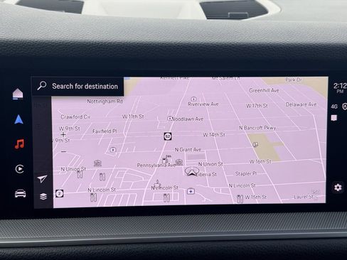 Used 2024 Porsche Cayenne image 32