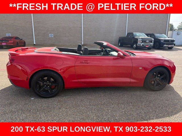 Used 2020 Chevrolet Camaro LT RWD image 10