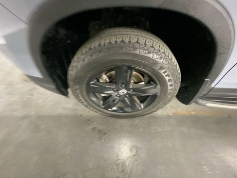 Used 2022 Honda Ridgeline Black Edition image 32