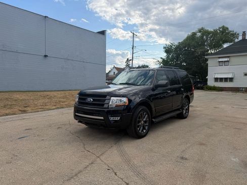 Used 2017 Ford Expedition Limited w/ Limited Appearance Package AWD/4WD image 3