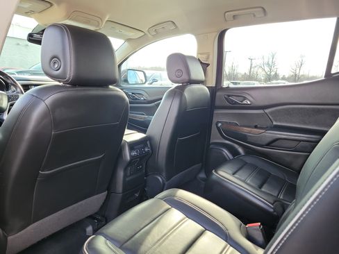 Used 2020 GMC Acadia Denali image 14