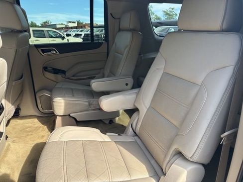 Used 2017 GMC Yukon XL Denali w/ Open Road Package AWD/4WD image 19