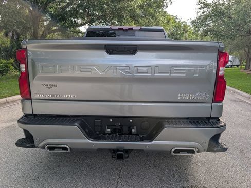 Used 2026 Chevrolet Silverado 1500 High Country w/ High Country Premium Package AWD/4WD image 7