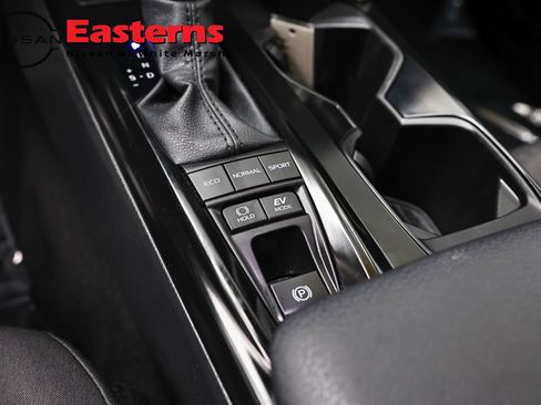 Used 2025 Toyota Camry LE FWD image 19