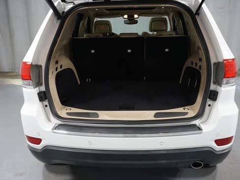 Used 2018 Jeep Grand Cherokee Limited w/ Luxury Group II RWD image 35