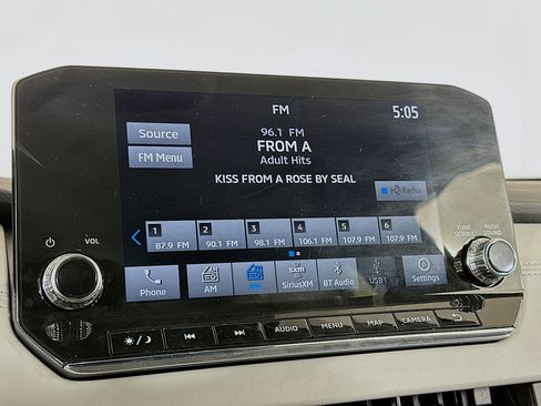 Used 2024 Mitsubishi Outlander SEL image 21