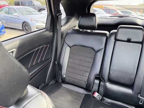 Used 2020 Ford Edge ST-Line w/ Cold Weather Package image 25