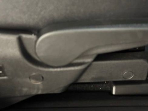 Used 2024 Chevrolet Traverse RS image 19