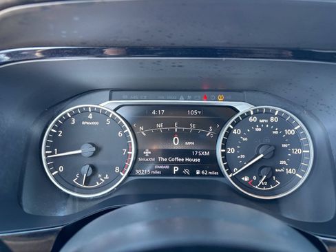 Certified 2023 Nissan Pathfinder SL FWD image 32