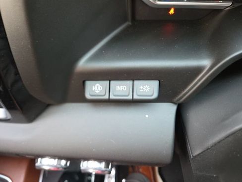 Used 2026 GMC Sierra 1500 Denali Ultimate AWD/4WD image 9