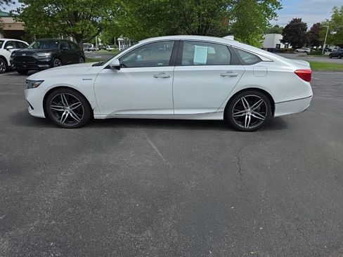 Used 2021 Honda Accord Touring image 4