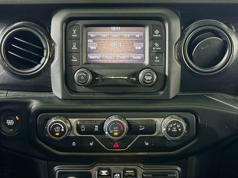 Used 2020 Jeep Wrangler Unlimited Sport AWD/4WD image 15