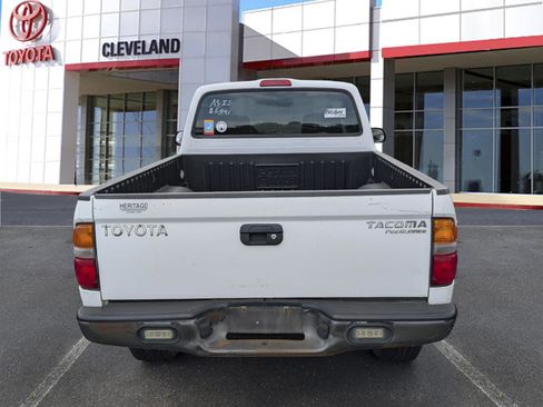 Used 2004 Toyota Tacoma PreRunner RWD image 5