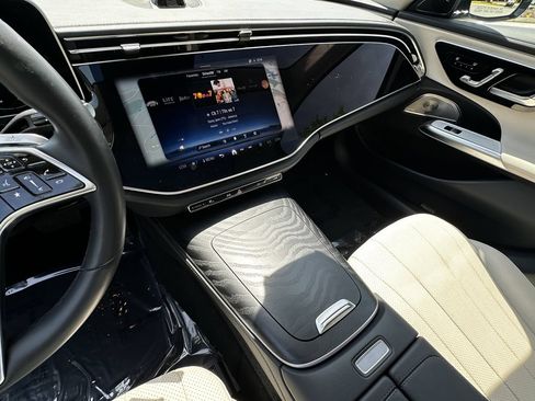Certified 2025 Mercedes-Benz E 450 4MATIC All-Terrain Wagon image 31