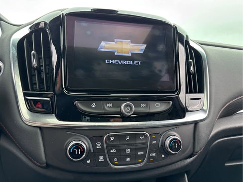 Certified 2023 Chevrolet Traverse RS w/ LPO, Floor Liner Package image 11