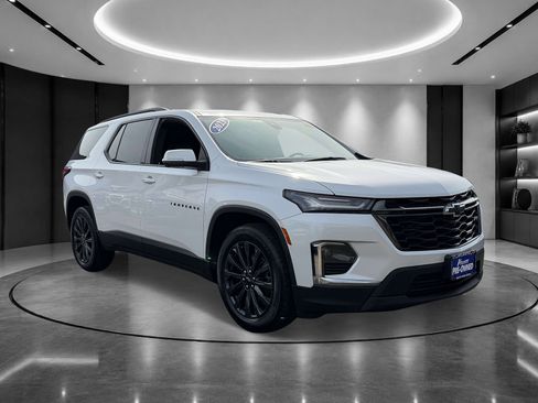 Certified 2023 Chevrolet Traverse RS AWD/4WD image 3