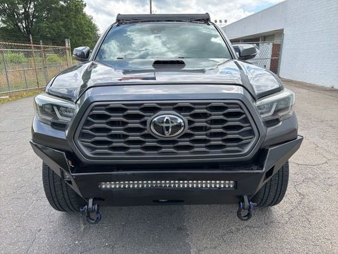 Used 2021 Toyota Tacoma TRD Off-Road w/ Technology Package AWD/4WD image 7