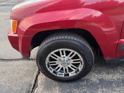 Used 2006 Jeep Grand Cherokee Laredo image 16