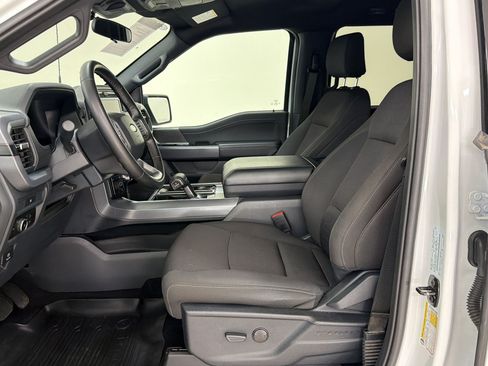 Certified 2025 Ford F150 XLT w/ Equipment Group 301A Standard AWD/4WD image 5