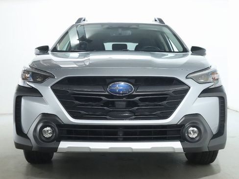 Certified 2023 Subaru Outback Limited XT image 5