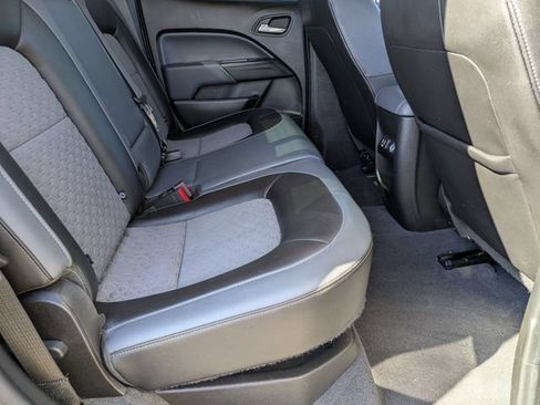 Used 2019 Chevrolet Colorado Z71 RWD image 13