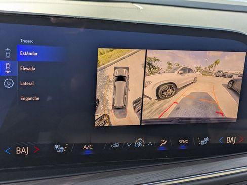 Used 2025 Chevrolet Suburban LT w/ Comfort Package image 14