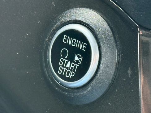 Used 2017 Ford Escape Titanium AWD/4WD image 26