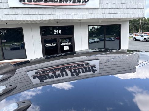 Used 2024 RAM 2500 Tradesman w/ Chrome Appearance Group AWD/4WD image 10