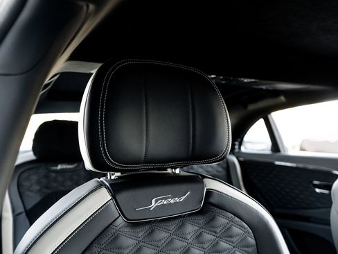 Used 2025 Bentley Flying Spur Speed image 37