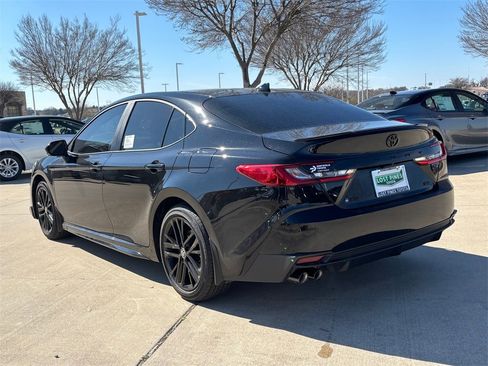 New 2026 Toyota Camry SE w/ Multimedia Upgrade Package image 3