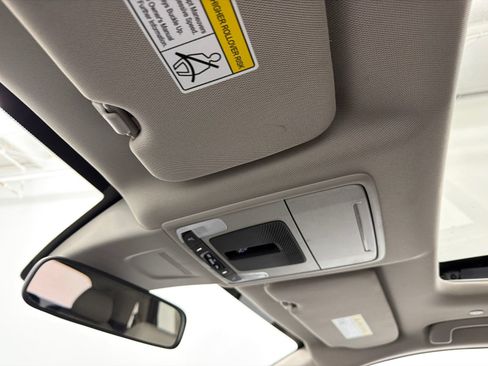 Used 2025 Honda CR-V EX image 29