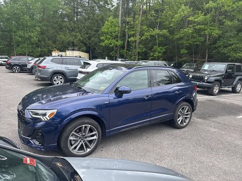 Used 2023 Audi Q3 2.0T Premium w/ Black Optic Sport Package AWD/4WD image 13