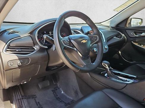 Used 2023 Chevrolet Malibu LT FWD image 10