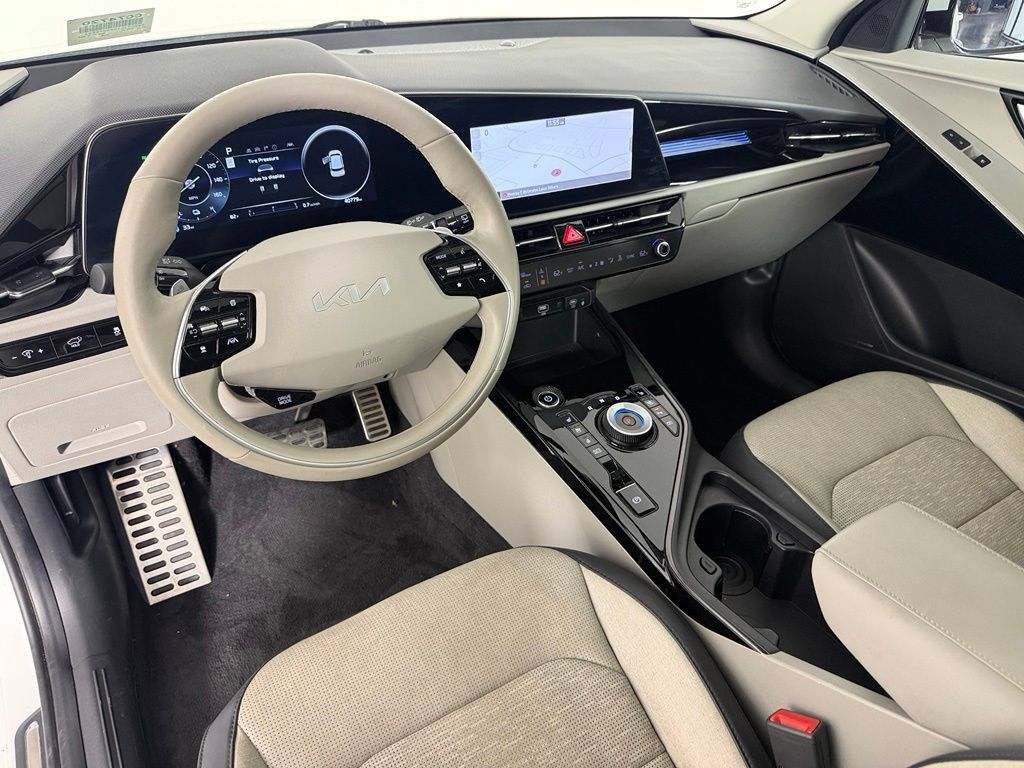 Used 2023 Kia Niro Wave FWD image 13