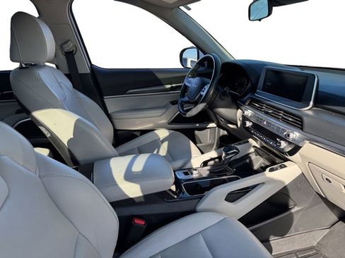 Used 2022 Kia Telluride S image 18