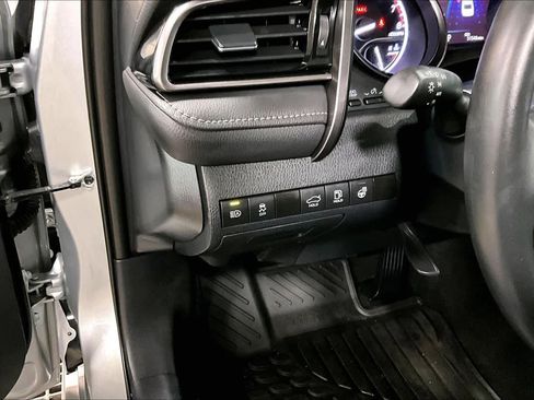 Certified 2024 Toyota Camry SE w/ Cold Weather Package image 31