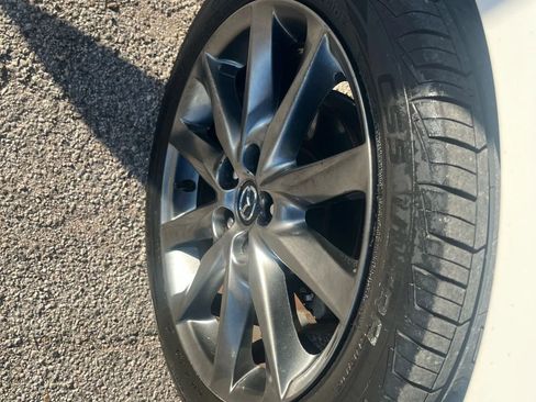 Used 2018 MAZDA MAZDA3 Touring image 33