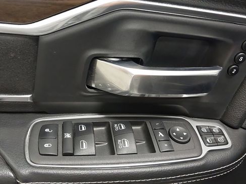 Used 2023 RAM 2500 Laramie image 25