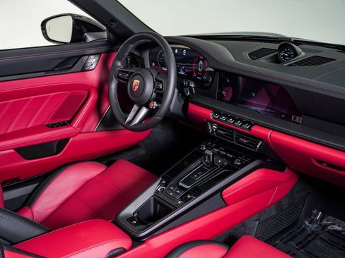 Certified 2026 Porsche 911 Carrera GTS RWD image 15