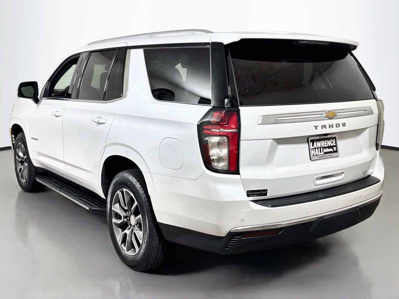 Used 2023 Chevrolet Tahoe LT w/ Luxury Package AWD/4WD image 6