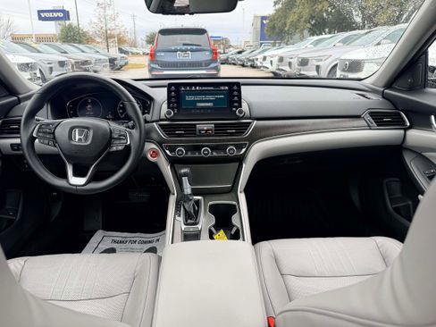 Used 2018 Honda Accord EX-L image 17
