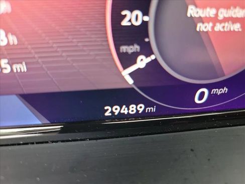 Used 2024 Volkswagen Atlas SEL Premium R-Line image 18