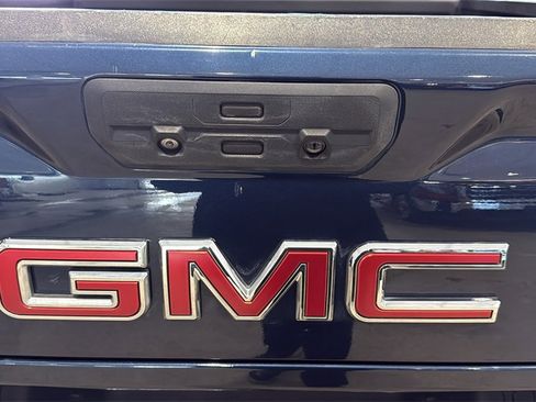 Used 2020 GMC Sierra 1500 SLT w/ SLT Premium Plus Package image 9